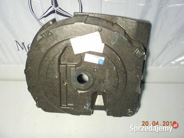 WKŁAD BAGAŻNIKA MERCEDES C KLASA W203
