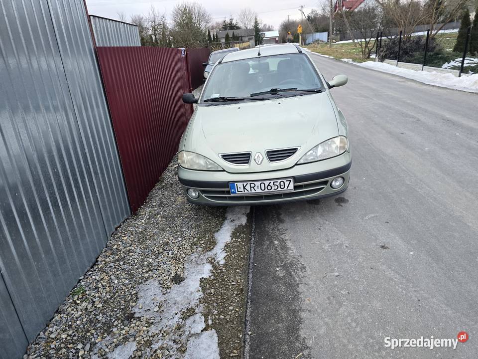 Renault megane 14b 2002r 215 przebiegu sprzedam
