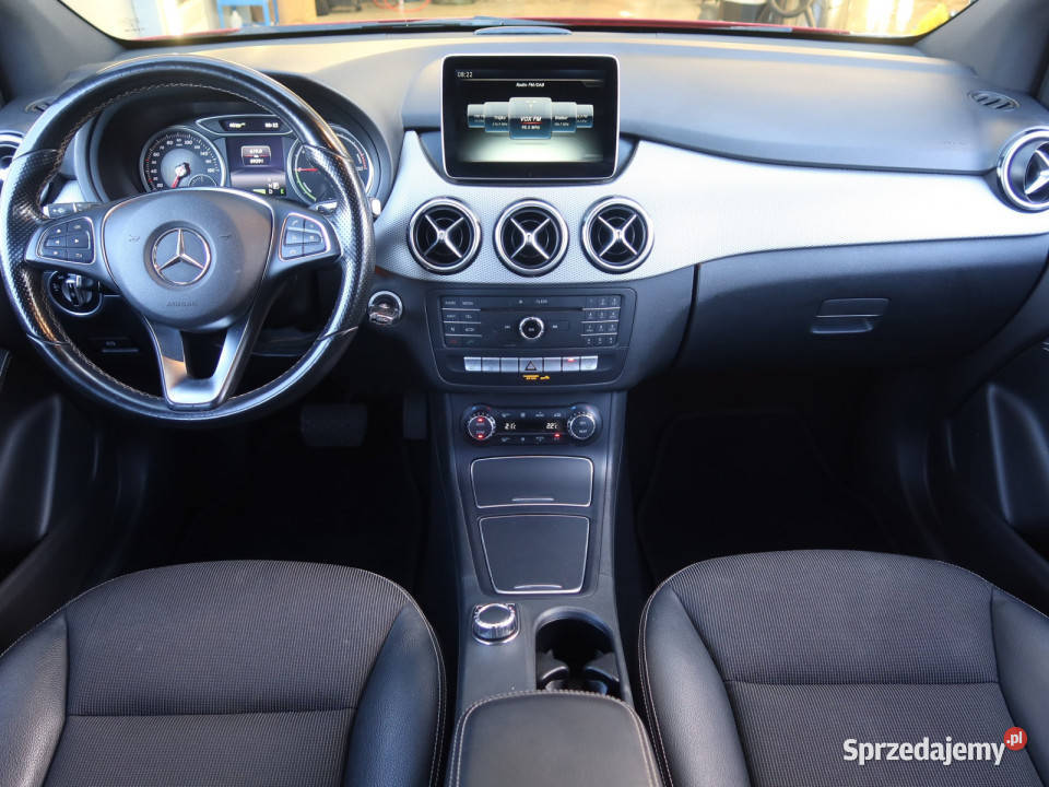 Mercedes B B 250 e przyciemniane szyby Mercedes-Benz Katowice