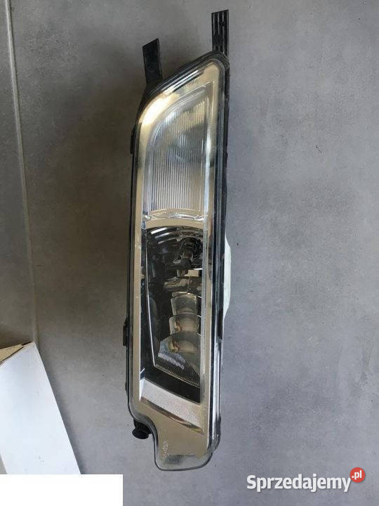 VW PASSAT B8 HALOGEN LEWY ORYGINAŁ osobowe Karoseria Kozubszczyzna