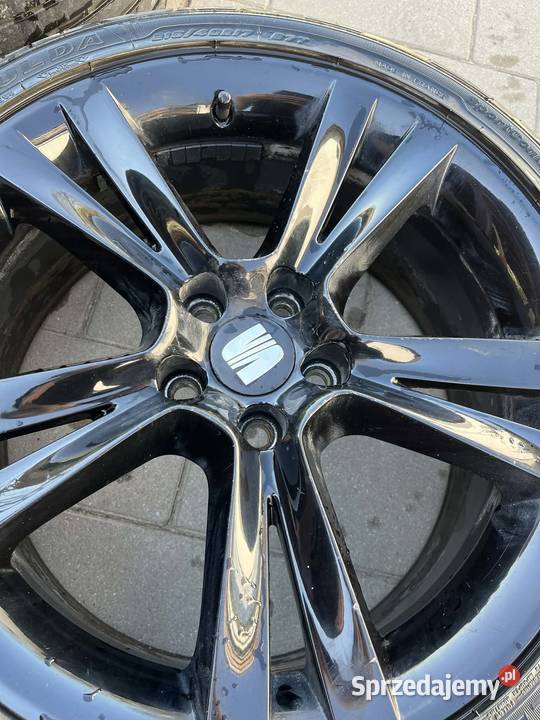 Felgi SEAT 17 czarny połysk opony Fulda 21540 Samochodowe