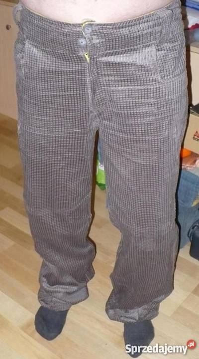 NOWE Top Secret XL spodnie 96110 sztruks Rozmiar XL Odzież codzienna Złotów