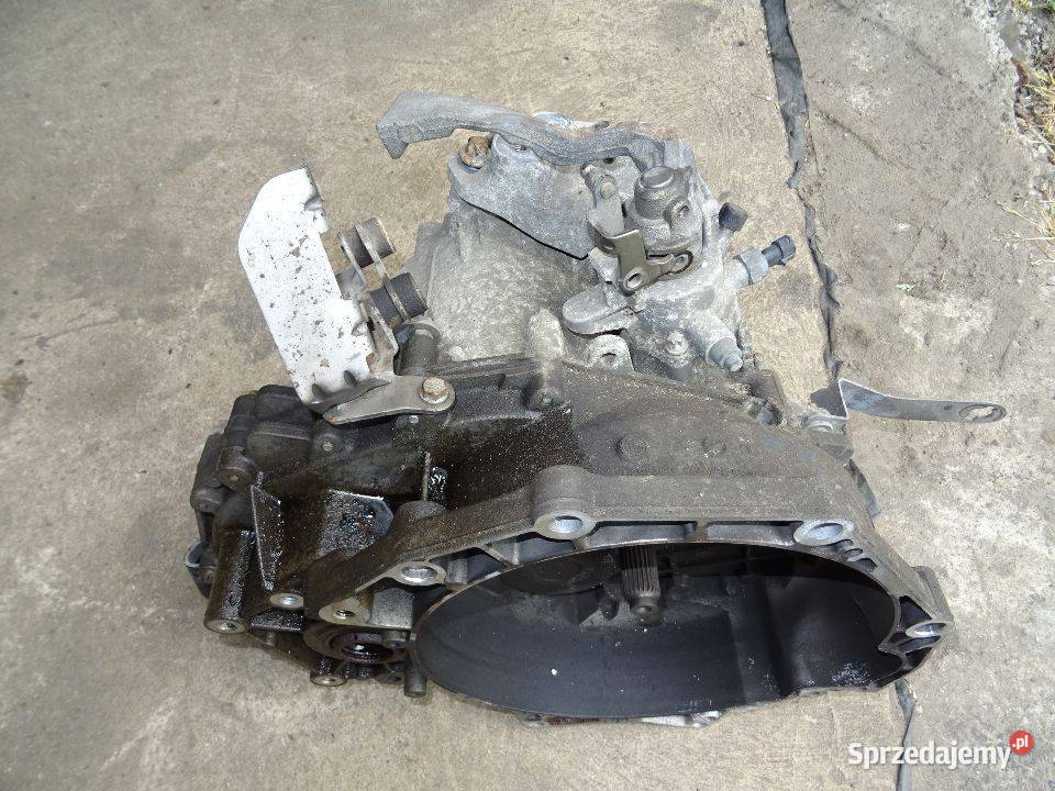SKRZYNIA BIEGÓW F40 OPEL SIGNUM VECTRA C 20T osobowe Skrzynie biegów manualne Parcice