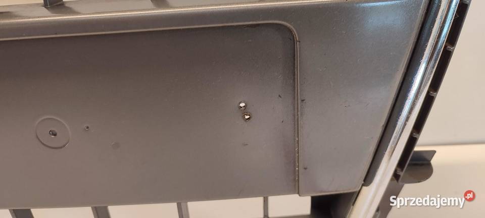 AUDI A5 8T GRILL ATRAPA ZADERZAKA 8T0853651 osobowe sprzedam