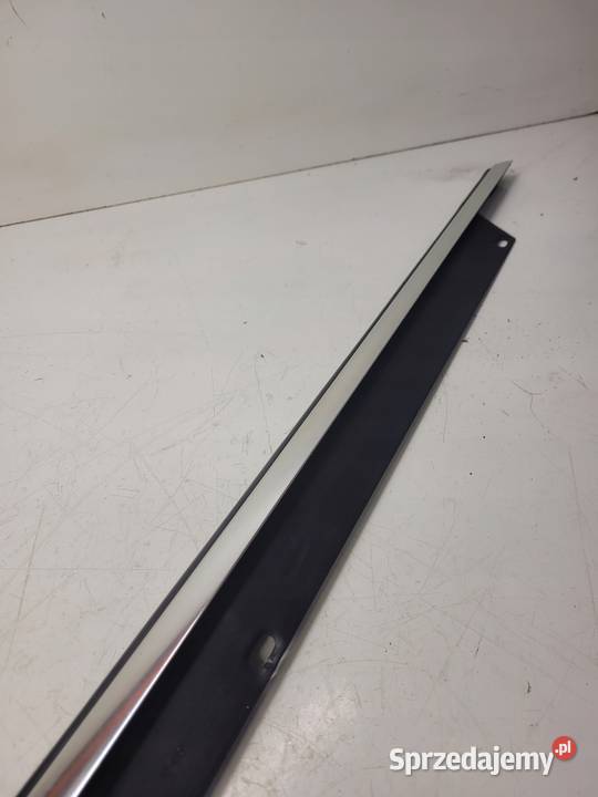 LISTWA CHROM DRZWI AUDI Q7 LIFT PT 4L0853764A Listwy i nakładki Przystajń