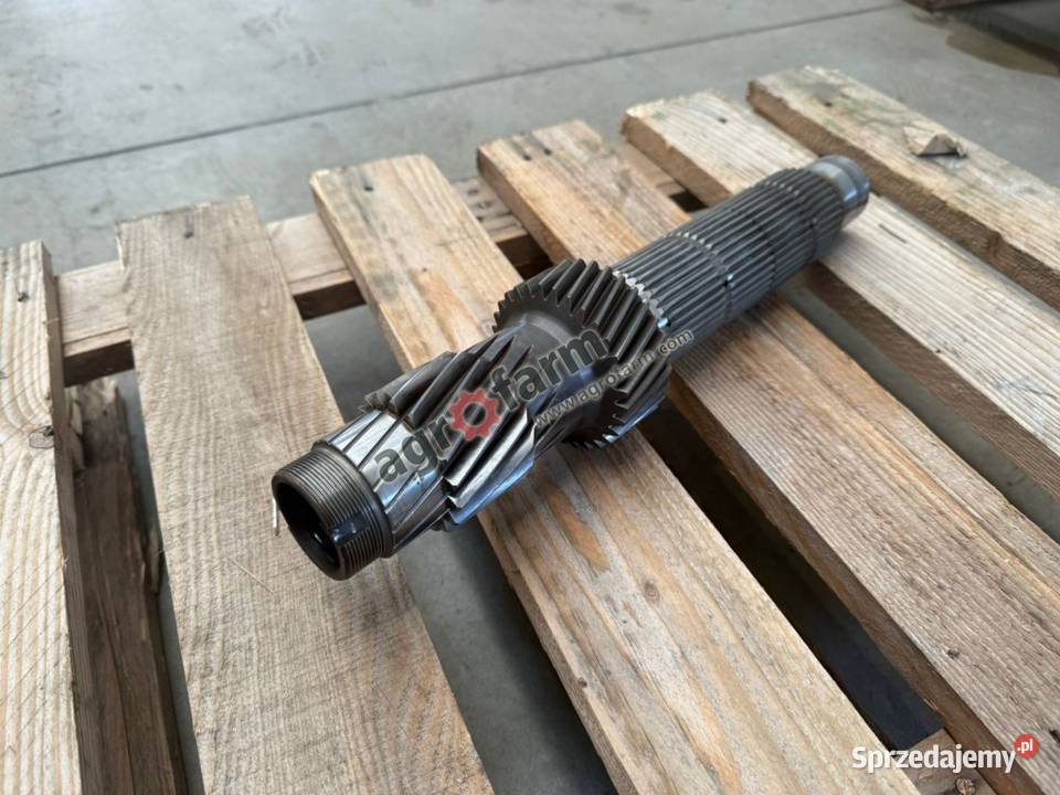 Wałek skrzyni biegów Z1831 Holland T6180 Skrzynia biegów