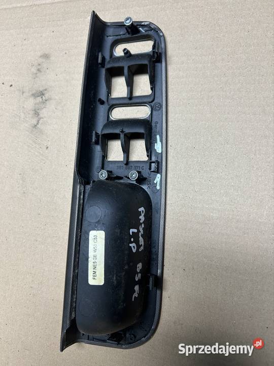 Uchwyt klamka drzwi kierowcy Passat b5 b5fl Grudziądz