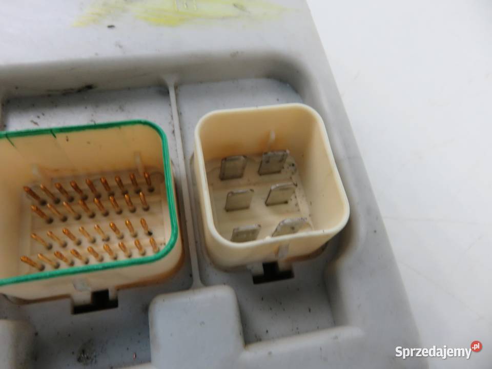 BSI CHRYSLER VOYAGER IV 25 CRD 04748079AH osobowe Skrzynki bezpieczników