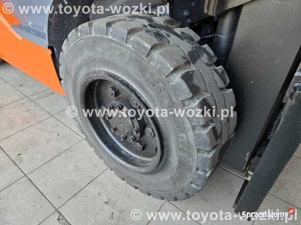 Wózek widłowy TOYOTA 8FDF30 maszt 4 m wolny skok śląskie Mysłowice