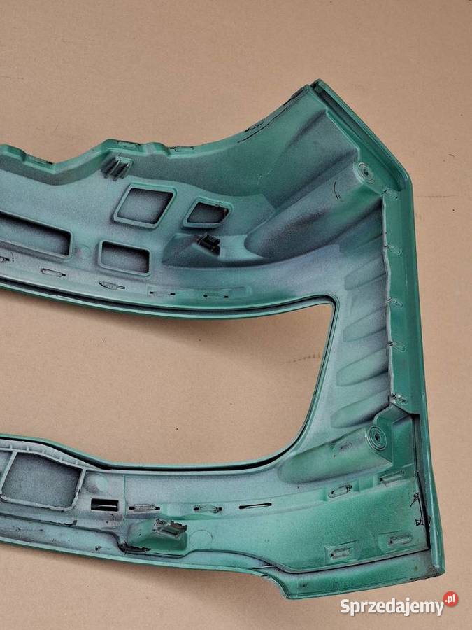 MAN TGS TG3 21 OKULAR REFLEKTORA PRAWY OBUDOWA Bieleń