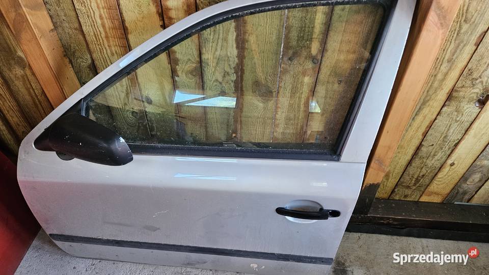 Drzwi lewy przód Skoda Octavia I kombi Części pomorskie Człuchów sprzedam