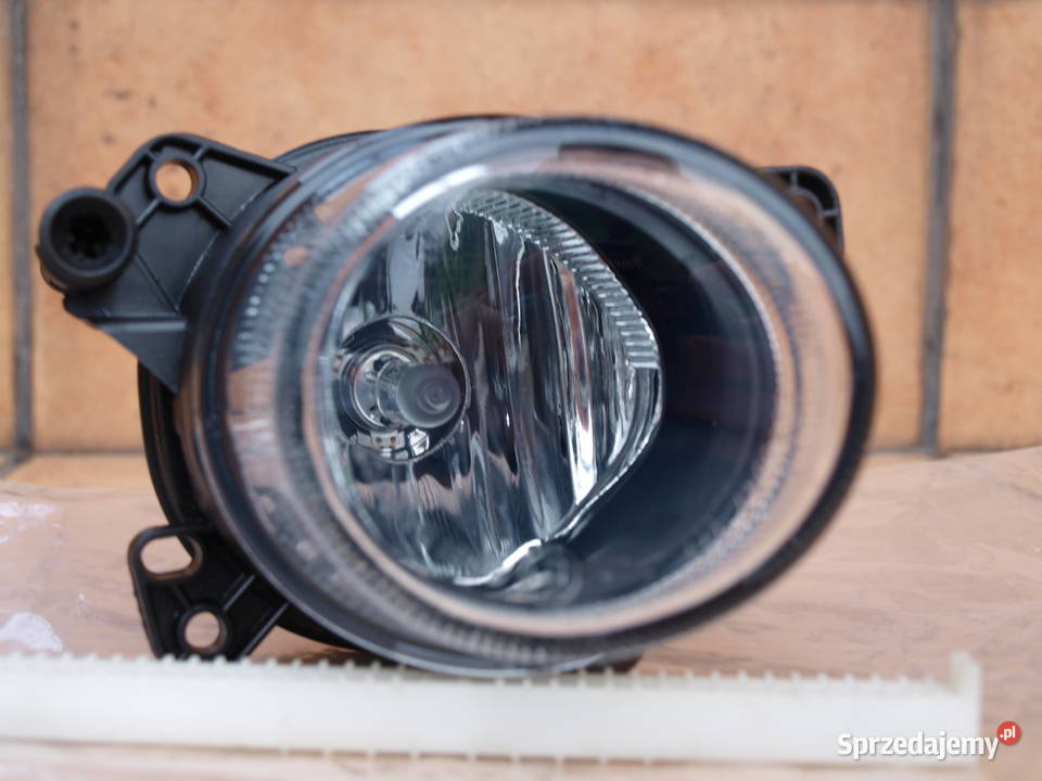 Mercedes C klasa W204 halogen lewy przód nowy halogeny Kalisz