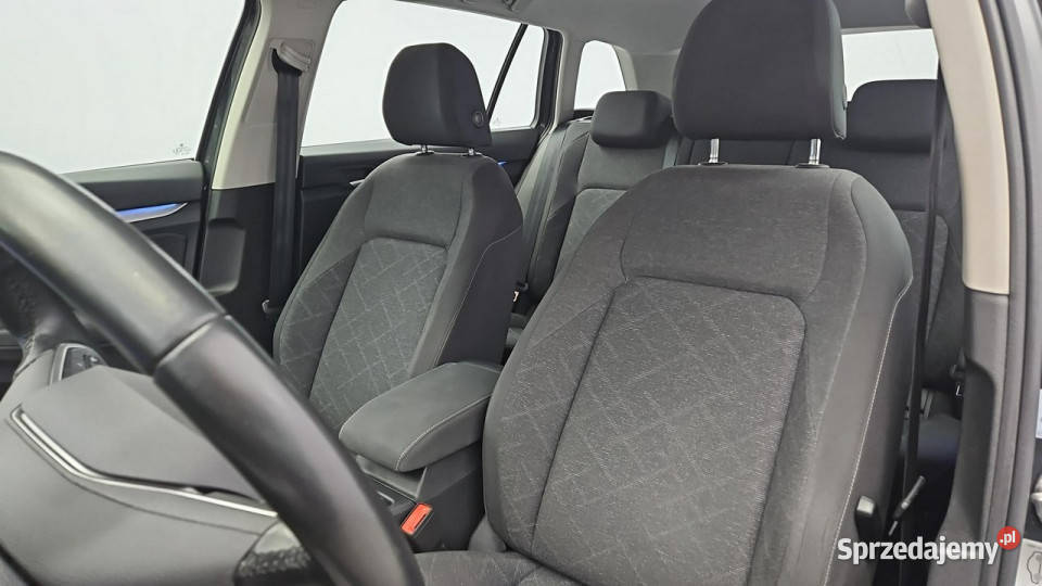 Volkswagen Golf VIII 20 TDI Life Z Polskiego światła do jazdy dziennej Warszawa