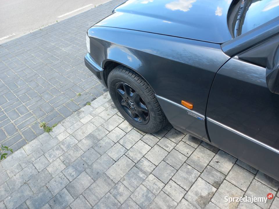 MERCEDES W124 ALUFELGI CZARNE Sawin
