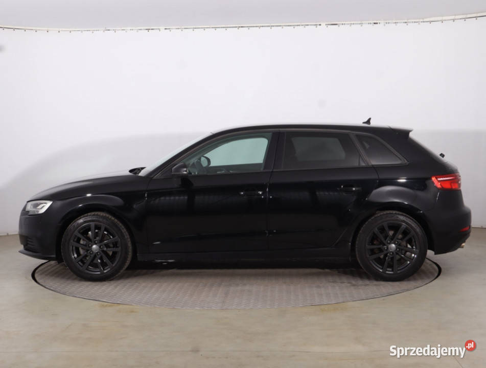Audi A3 15 TFSI wielofunkcyjna kierownica Piaseczno