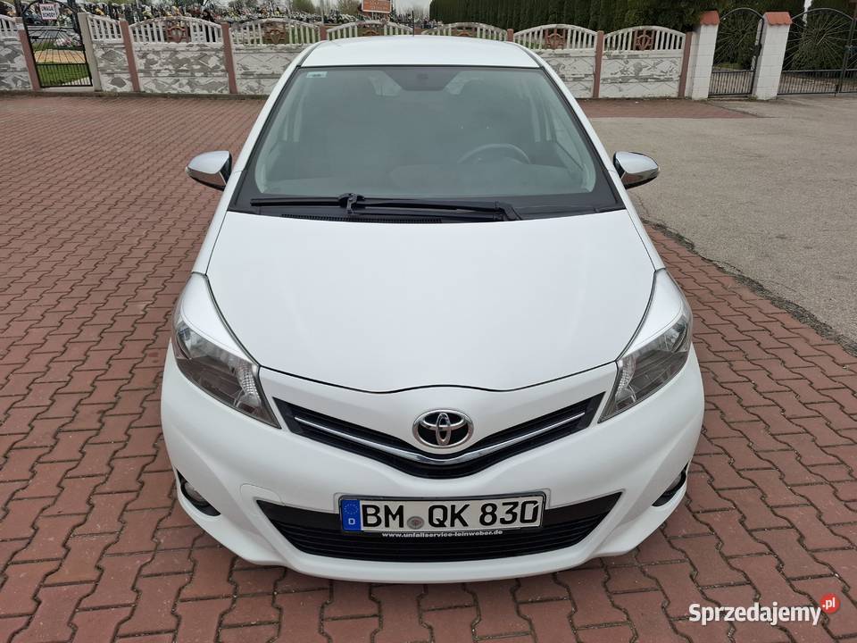 Toyota Yaris 133 VVTi 99SerwisSuper Stan 193000km Pawłów sprzedam