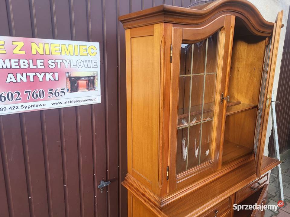 ładna witryna biblioteka orzechowa z szufladami Sypniewo