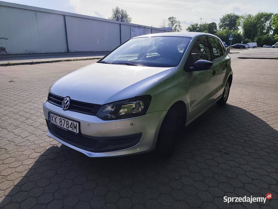 Volkswagen Polo 5 6R 14 MPI 2010 kupiony w Polsce małopolskie Kraków
