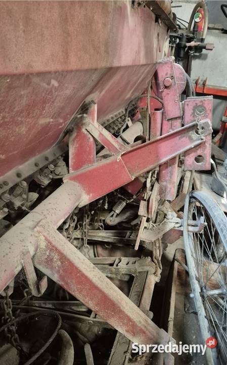 Siewnik poznaniak garażowany Siewniki i sadzarki Brodnica