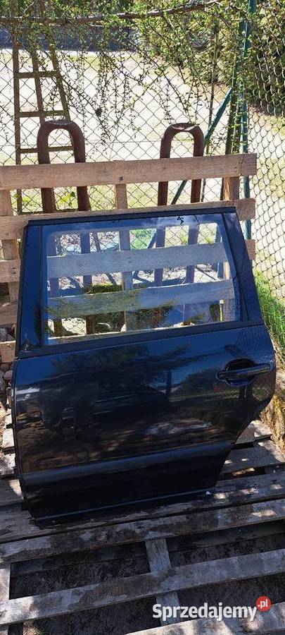 Drzwi lewy tył VW Passat B5 kombii 1998r Luzino