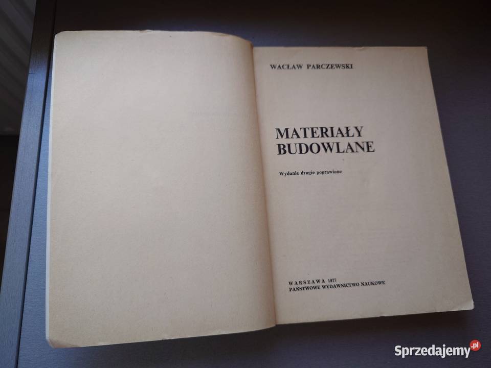 Książka Materiały budowlane Wacław Parczewski