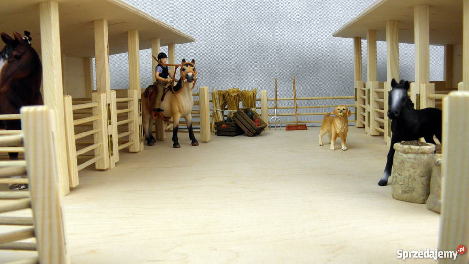 Stajnia drewniana koni Schleich 8 BOKSÓW Napachanie