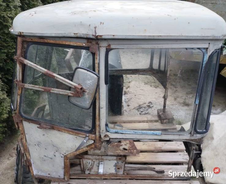 Sprzedam kabinę do ciągnika 330360 Turek