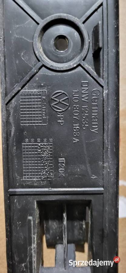 Ślizg zderzaka lewy przód Vw Golf 4 IV Pozostałe pomorskie Słupsk sprzedam