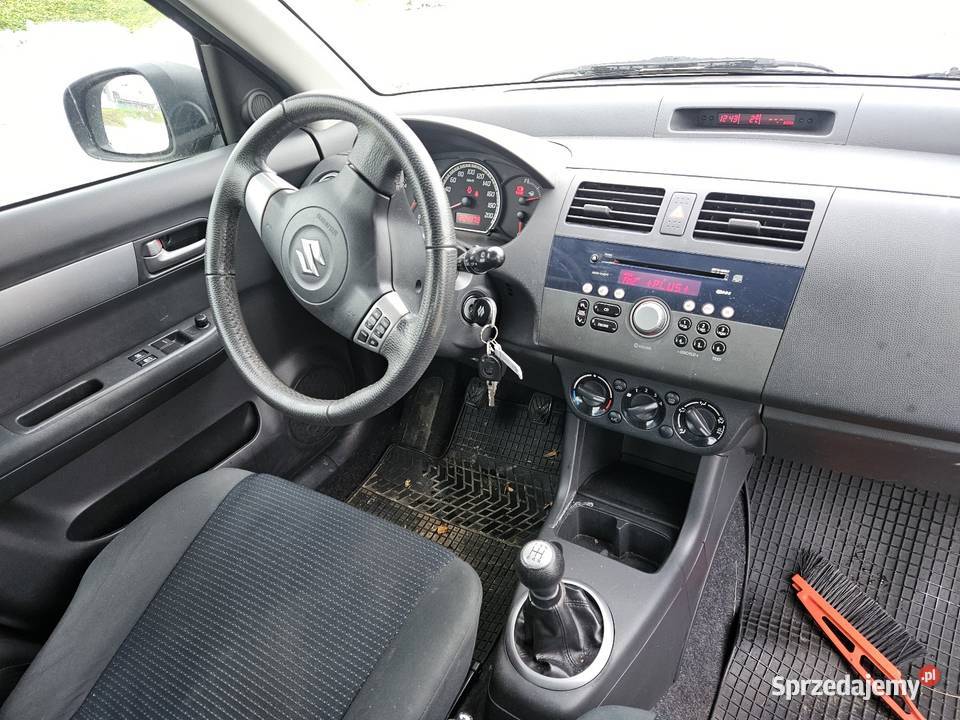 2009 SUZUKI Swift 13i 16V benzyna 205000 205000km małopolskie Kraków
