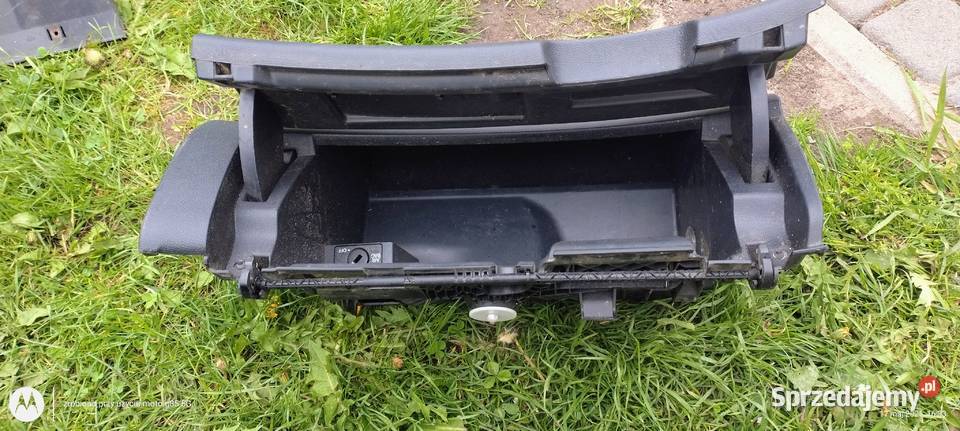 Schowek strona pasażera Skoda Octavia 2 Lubin