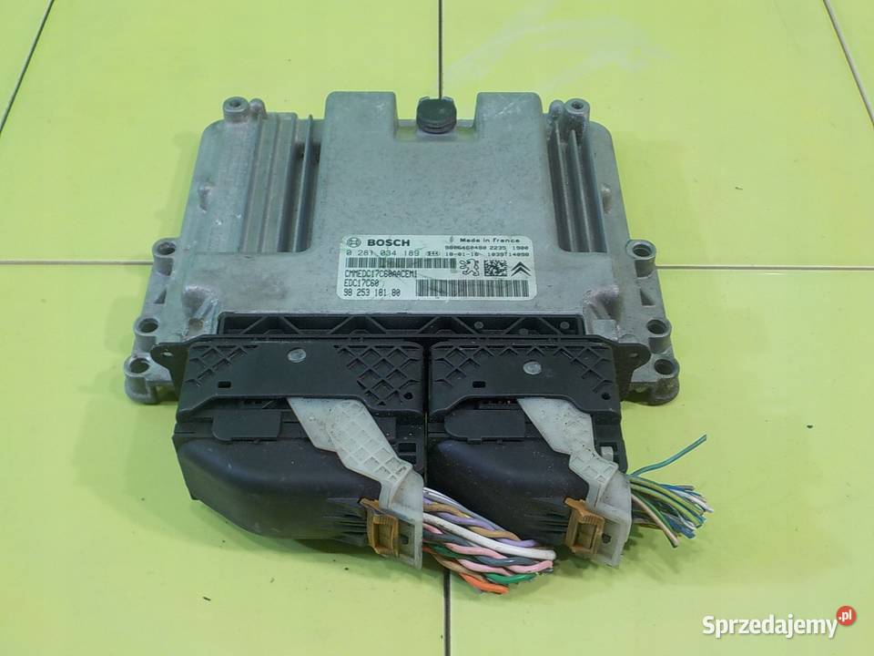 BMW 5 F10 20 D 11r SEDAN 4D sterownik komputer osobowe mazowieckie Suków