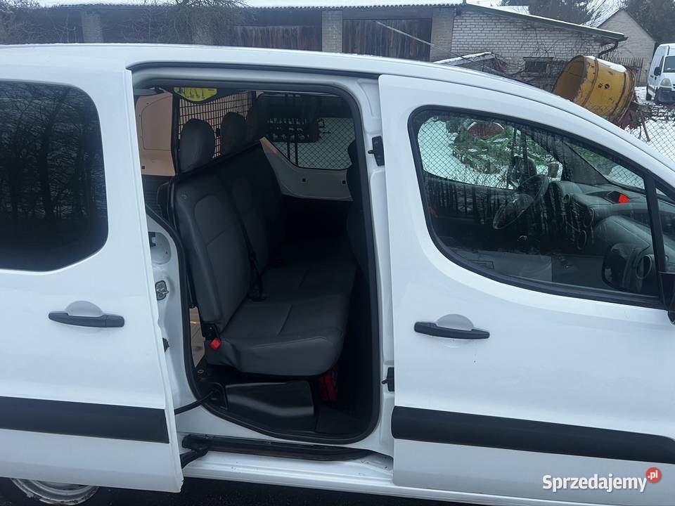 Peugeot Partner 2017 salon Polska Nowodwór