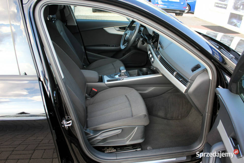Audi A4 Avant SalonPL Automat FV23 163 Virtual serwisowany w ASO Sokołów