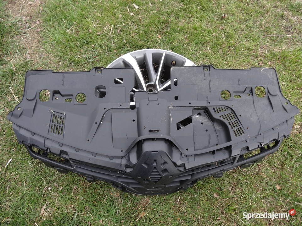 GRILL ATRAPA RENAULT CLIO IV Niemodlin