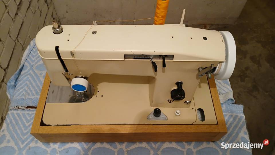 Sprzedam maszynę do szycia Łucznik Pozostałe łódzkie Zgierz