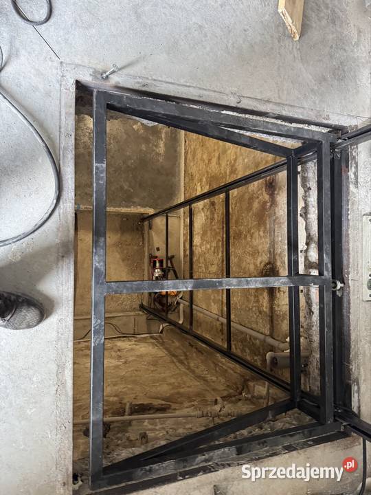 Winda towarowa samoróbka do piwnicy z płaskim