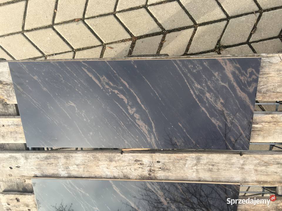 Glazura płytka ścienna larda black 298x748 firmy Płytki ścienne Reguły sprzedam