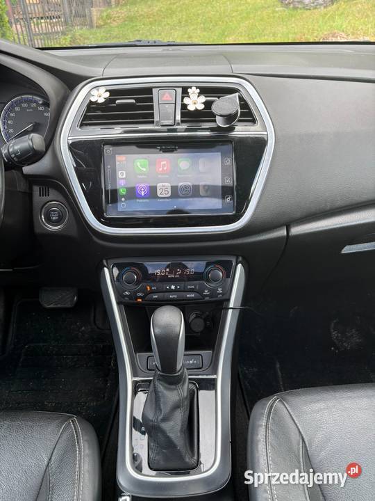 Suzuki SX4 SCROSS 4x4 automat Panorama carplay 128000km Mosty