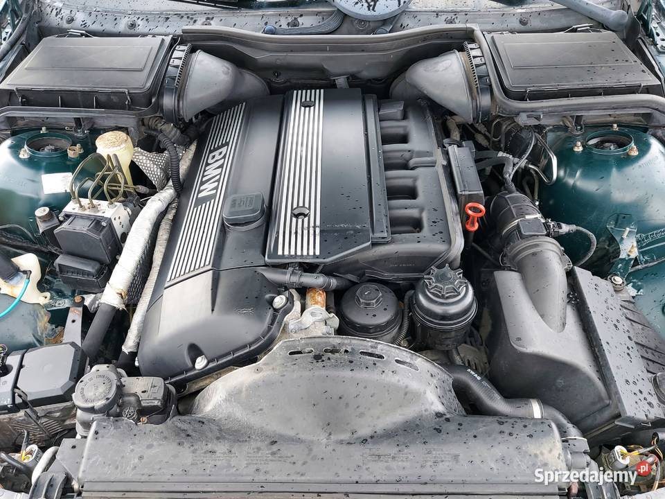 BMW 525i E39 lift kombi Zarejestr Możliwa 300000km BMW sprzedam