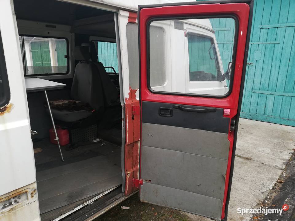 Mercedes MB100 BUS długi wysoki sprawny Katowice