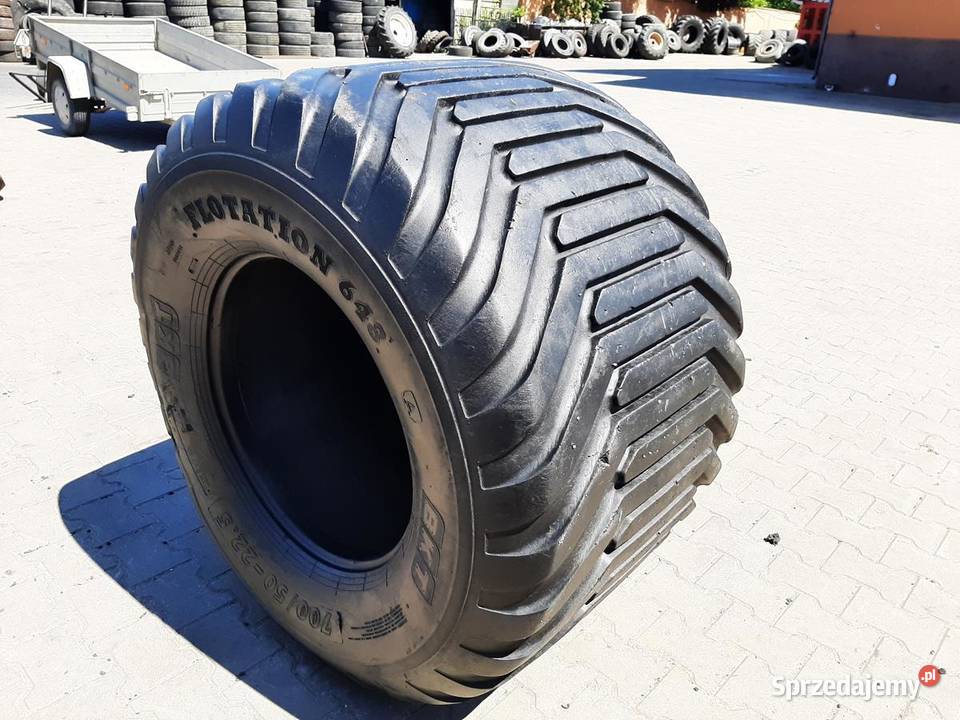 Opona używana rolnicza 70050225 70050R225 BKT Zaścianki