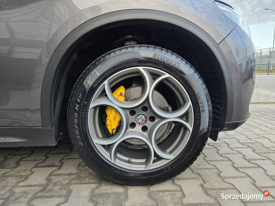 Alfa Romeo Stelvio Q4 20 280 Salon Polska małopolskie Węgrzce