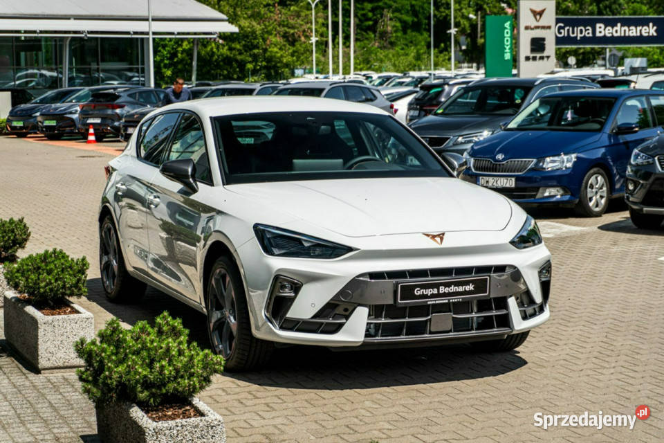 Cupra Leon 15 eTSI 150 DSG elektrycznie ustawiane fotele Łódź