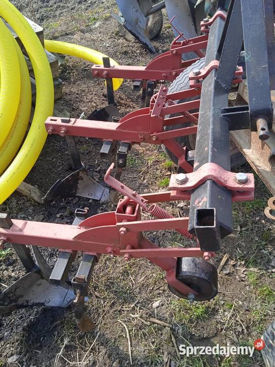 Obsypnik pielnik do truskawek Czarnolas