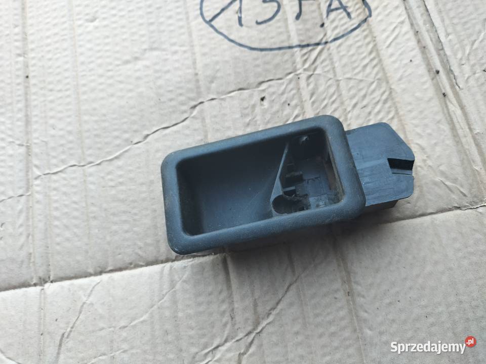 AUDI 80 B4 893837020 UCHWYT KLAMKI Kamień-Kolonia