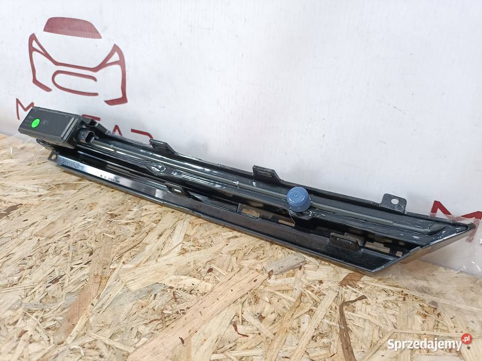 VW GOLF VIII 8 LAMPA DRL LED ATRAPY GRILLA PRAWY wielkopolskie Pleszew