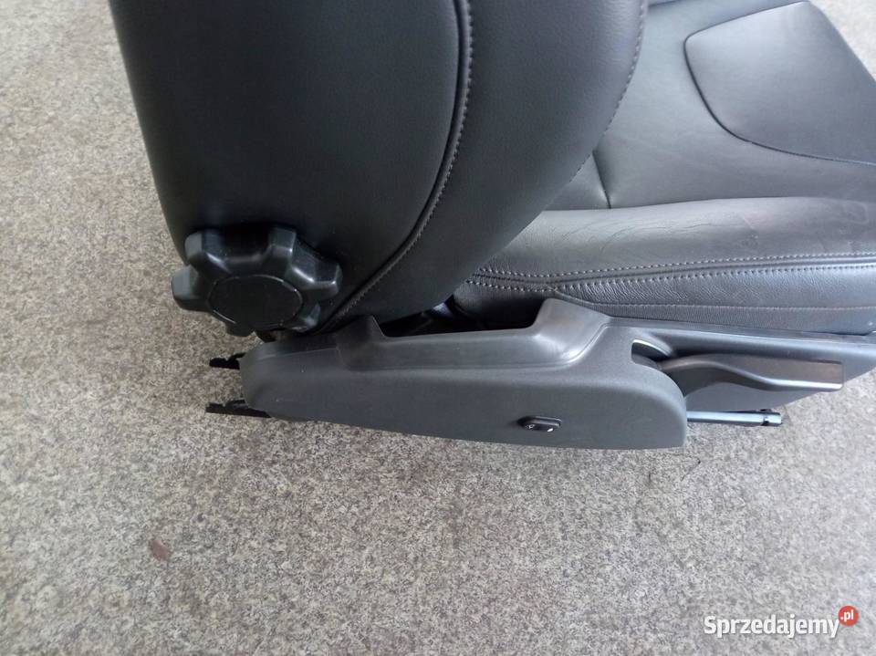 FOTELE PRAWY PRZÓD PASAŻERA SKÓRA Volvo V60 I świętokrzyskie