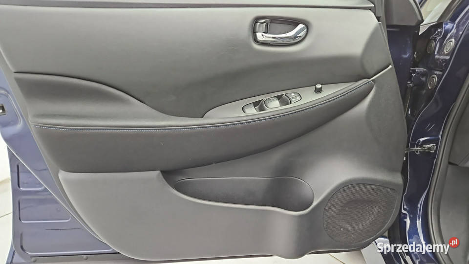 Nissan Leaf 40kWh Acenta Z Polskiego Salonu światła do jazdy dziennej Warszawa sprzedam
