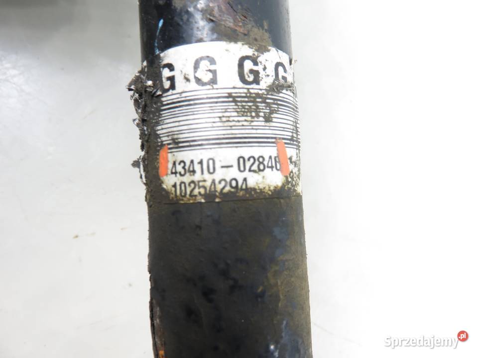 PÓŁOŚ PRAWA PRZEDNIA TOYOTA AURIS II 20 D4D osobowe małopolskie