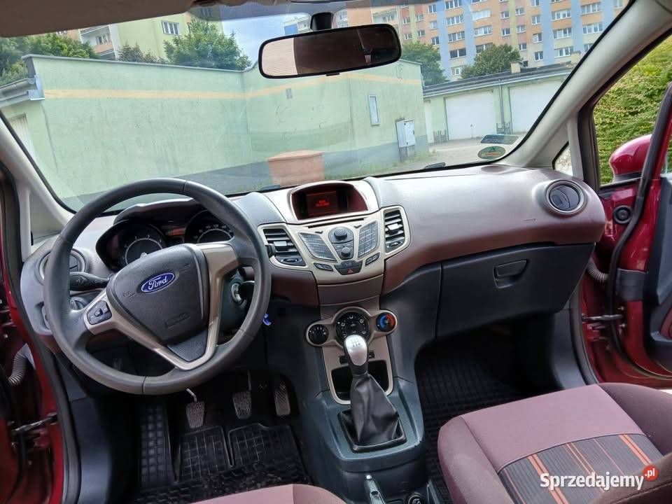 Sprzedam Forda Fieste MK7 13 benz klima mrozi sprzedam